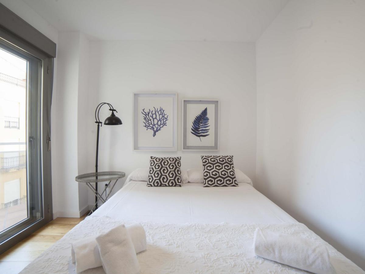 Apartamentos Kasa25 Castanos อาลิกันเต ภายนอก รูปภาพ